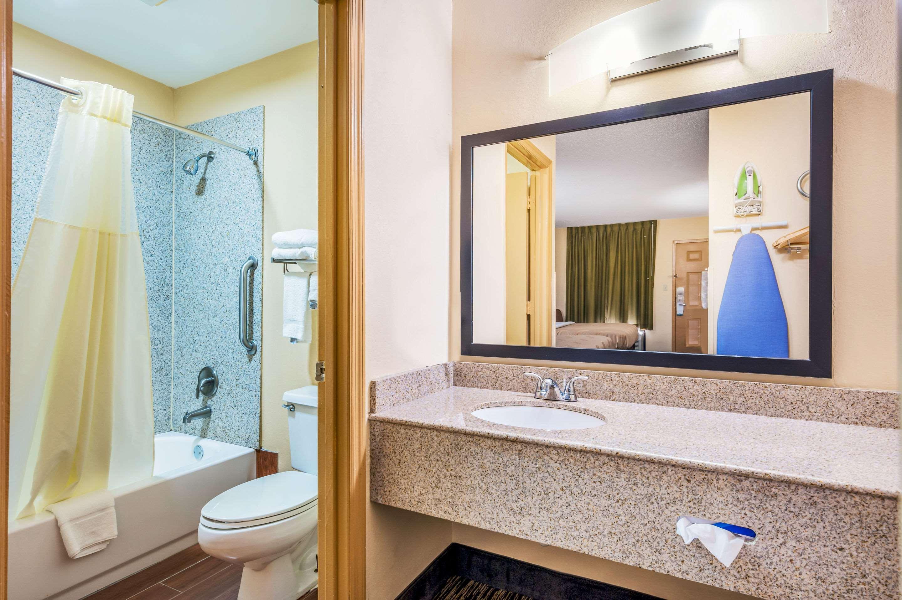 Quality Inn Cullman I-65 Exit 310 Bagian luar foto
