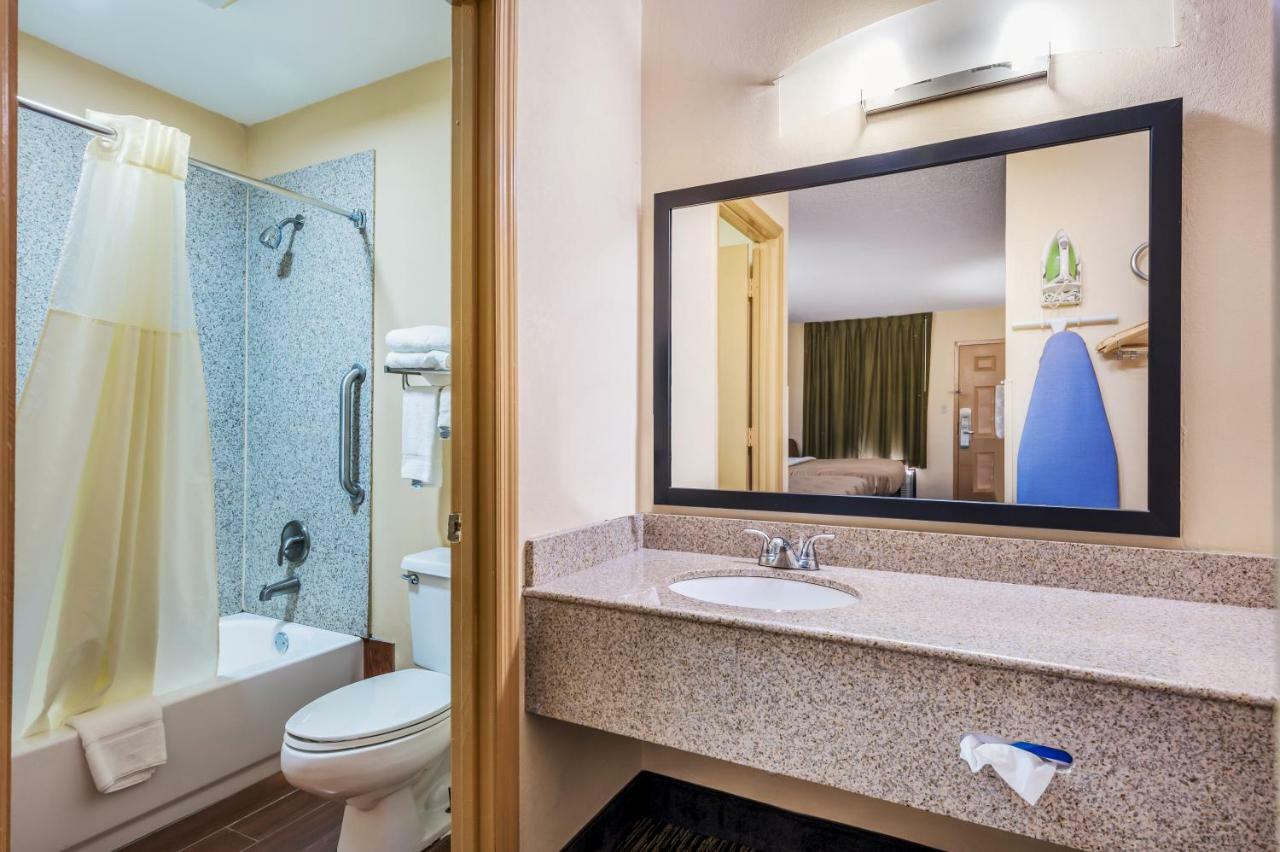 Quality Inn Cullman I-65 Exit 310 Bagian luar foto